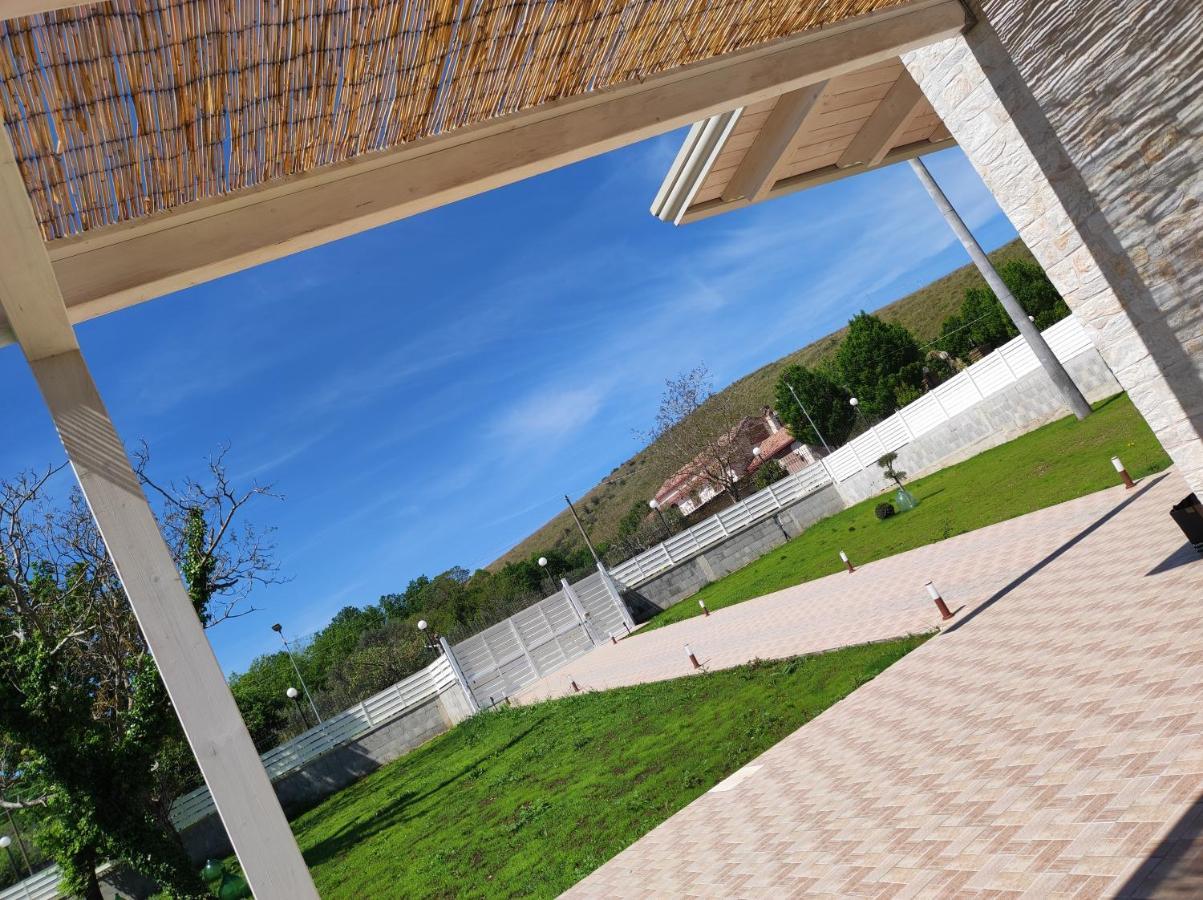 Janus Casa Nel Verde - Relax Pool & Spa Giano Vetusto 外观 照片
